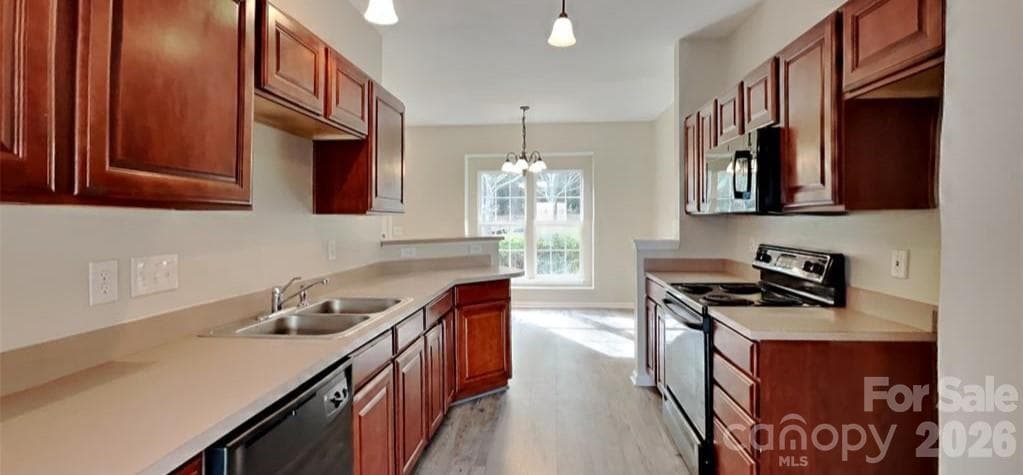 Townhouse at Cornelius, photo 8 of 15