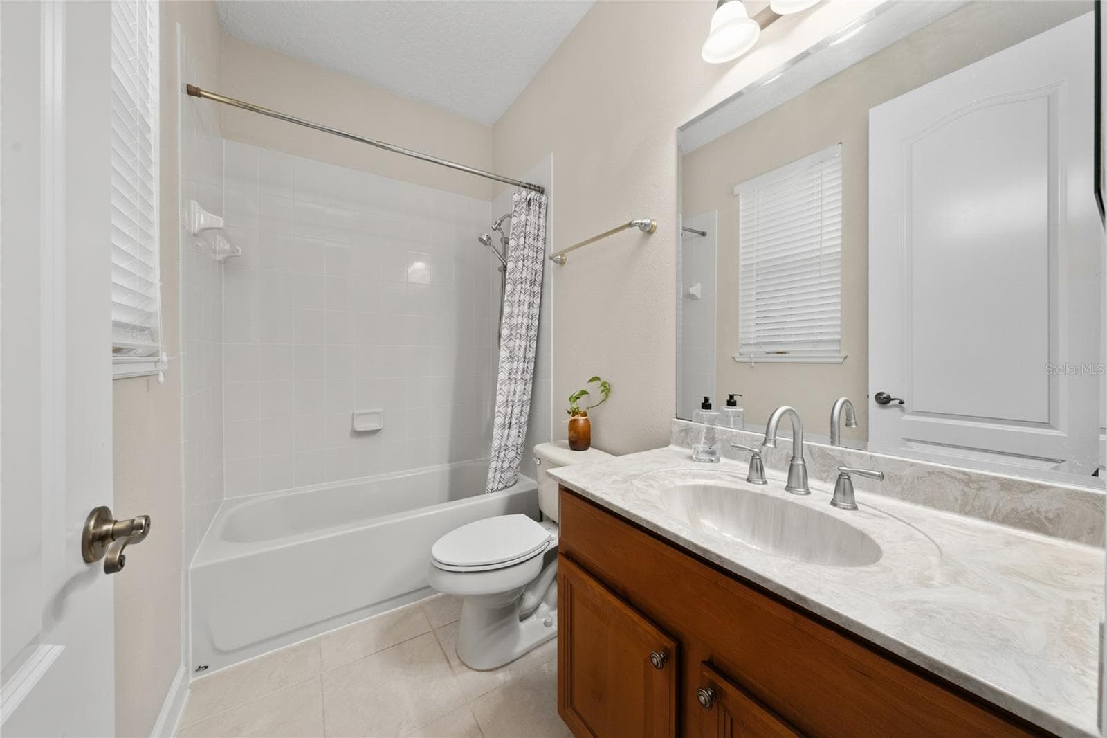 Single Family Residence at 6230 BORDEAUX CIR, SANFORD, photo 42 of 69