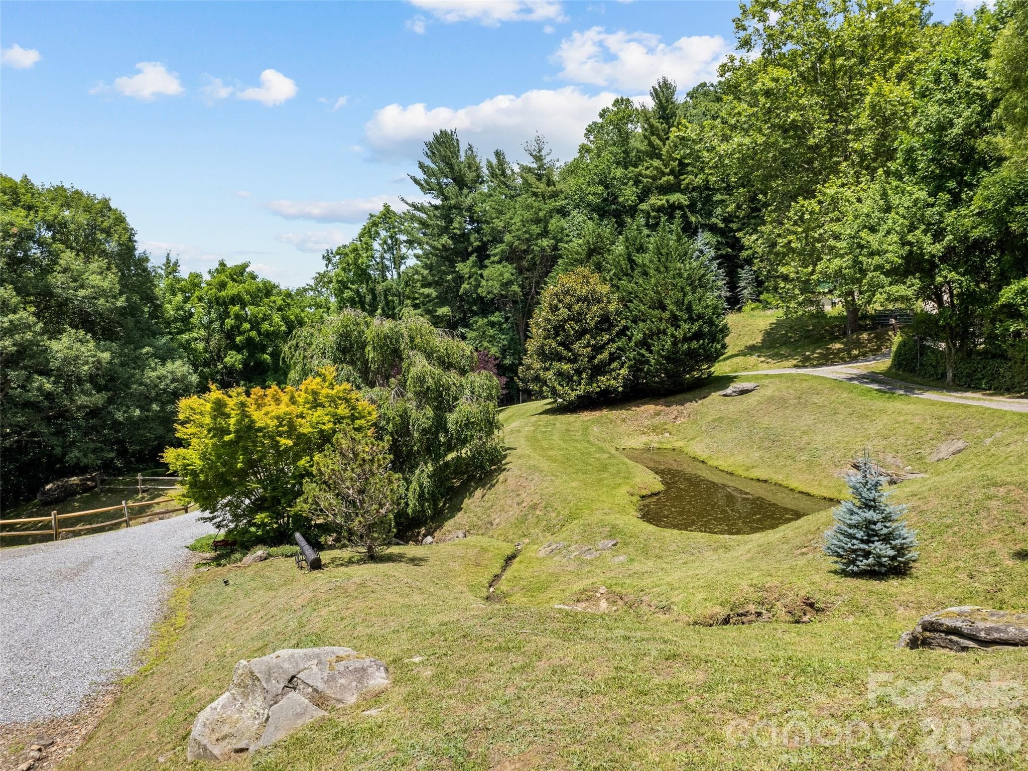 Single Family Residence at 412 Gaddy Heights, Waynesville, photo 7 of 30