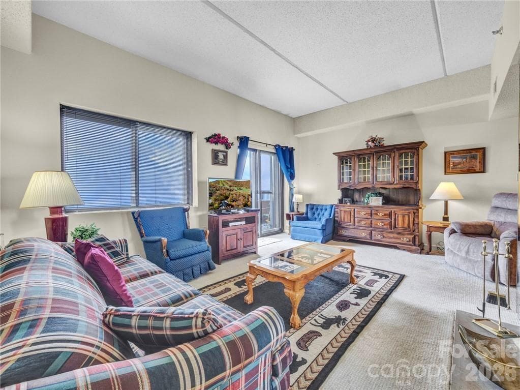 Condominium at Sugar Mountain, photo 5 of 34