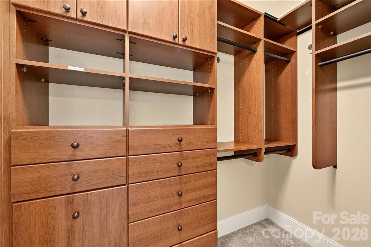 Custom walk-in closet - Charlotte