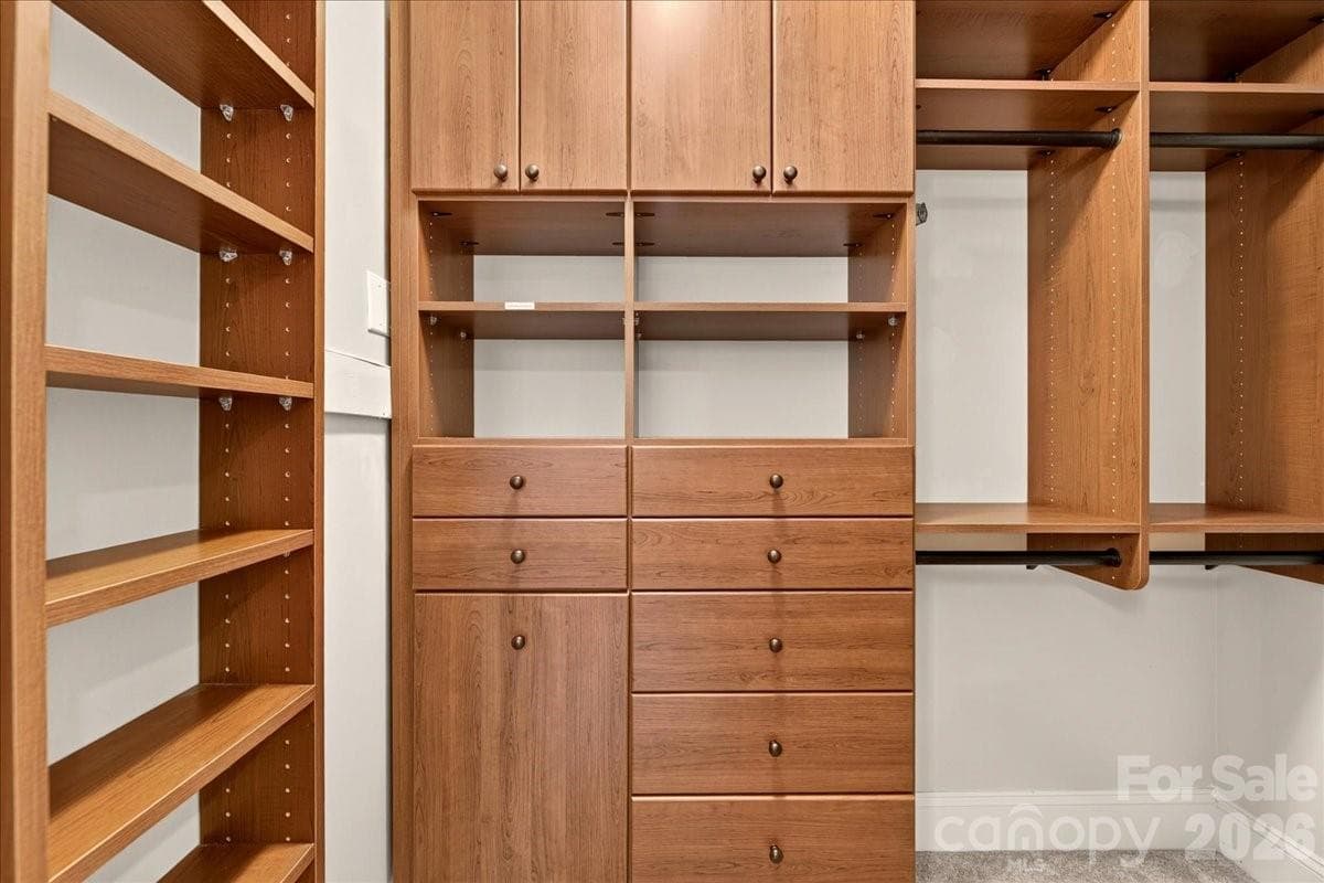 Custom walk-in closet - Charlotte