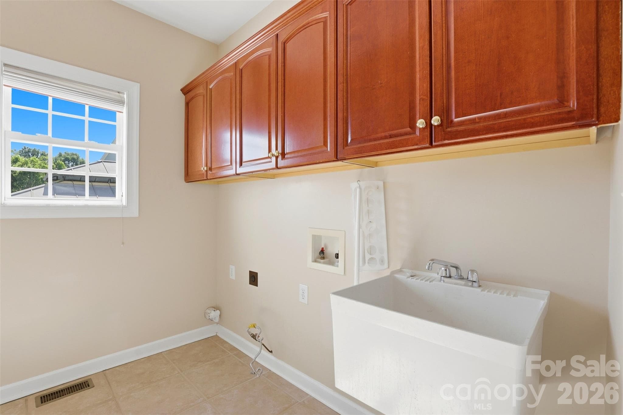 Laundry Room - 13937 Dovehunt Place, Charlotte
