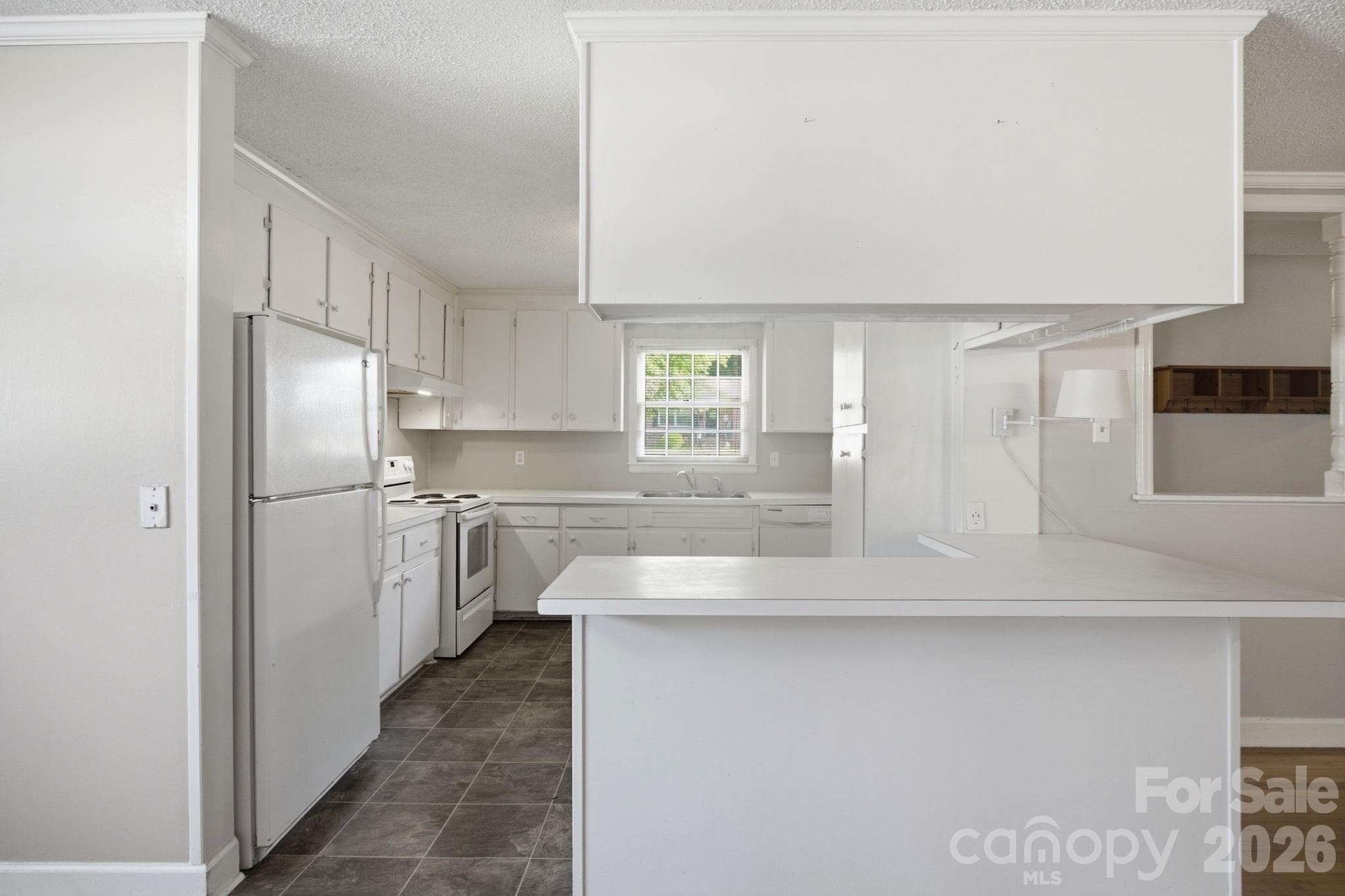 Single Family Residence at Charlotte, photo 6 of 38