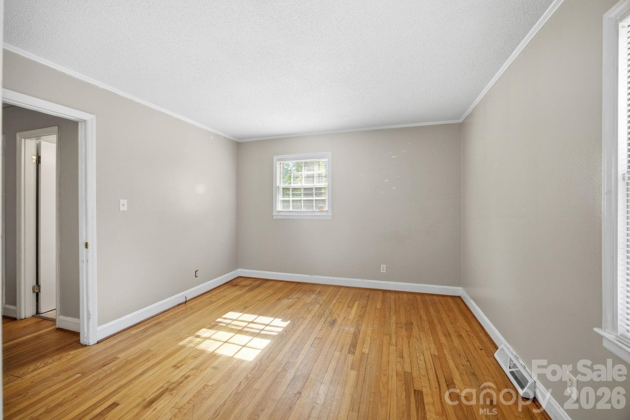 Single Family Residence at Charlotte, photo 26 of 38