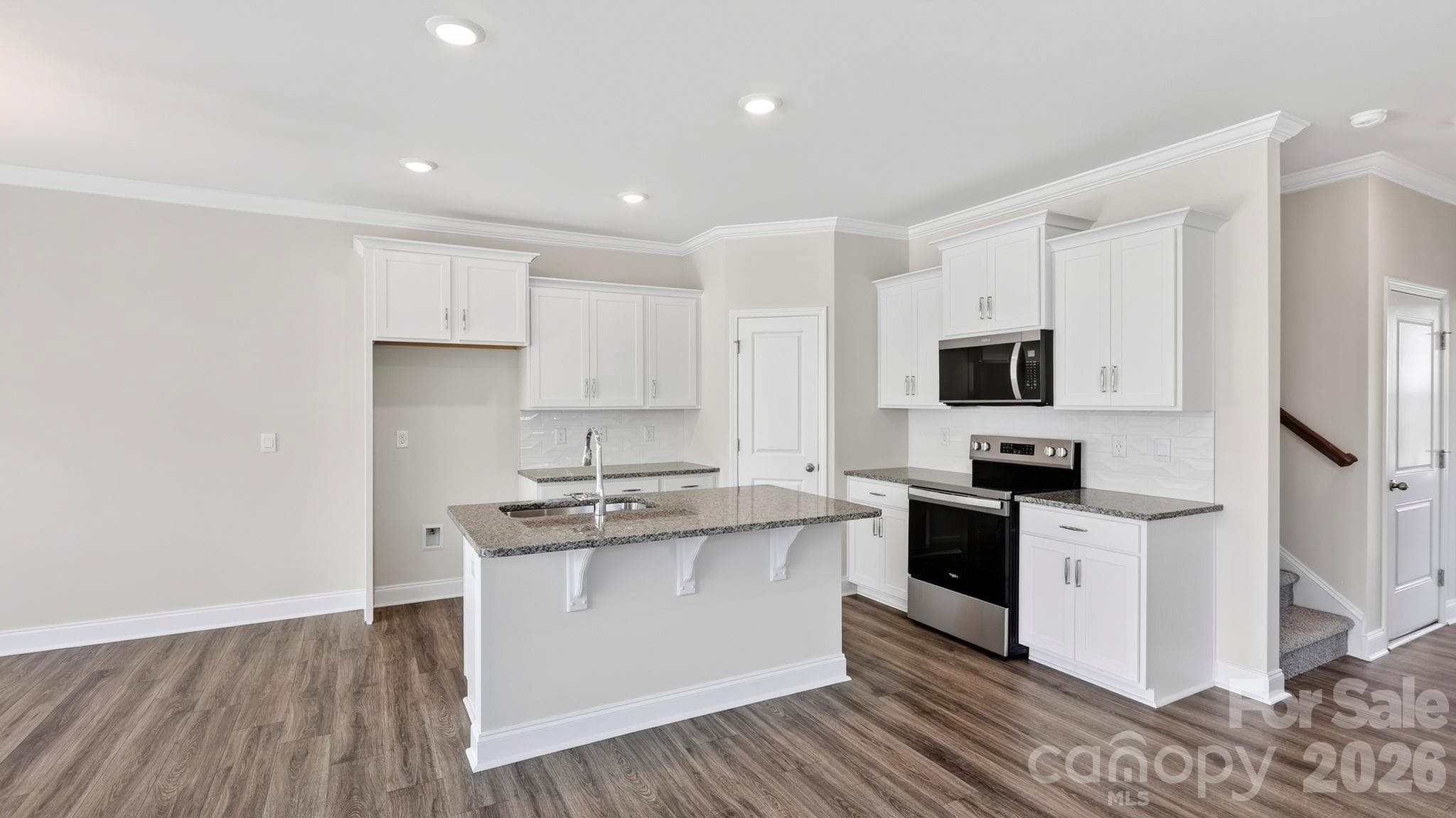 Townhouse at Hendersonville, photo 6 of 33