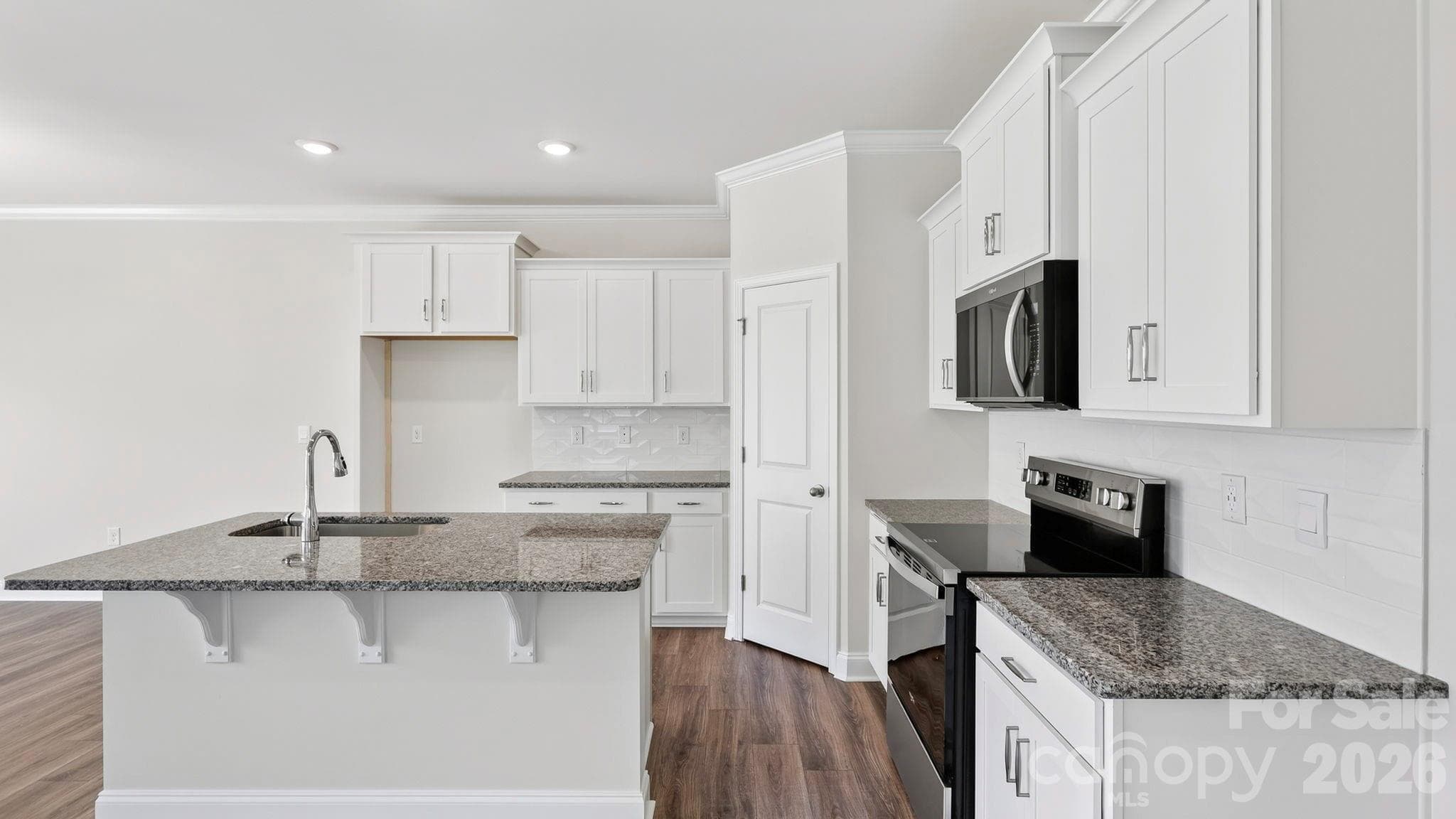 Townhouse at Hendersonville, photo 7 of 33