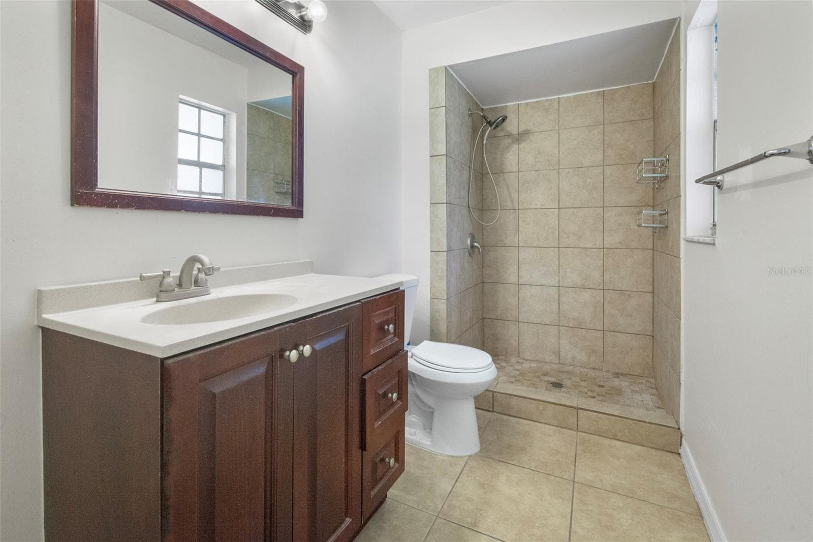 Primary ensuite - 142 BAYBERRY CT, WINTER SPRINGS