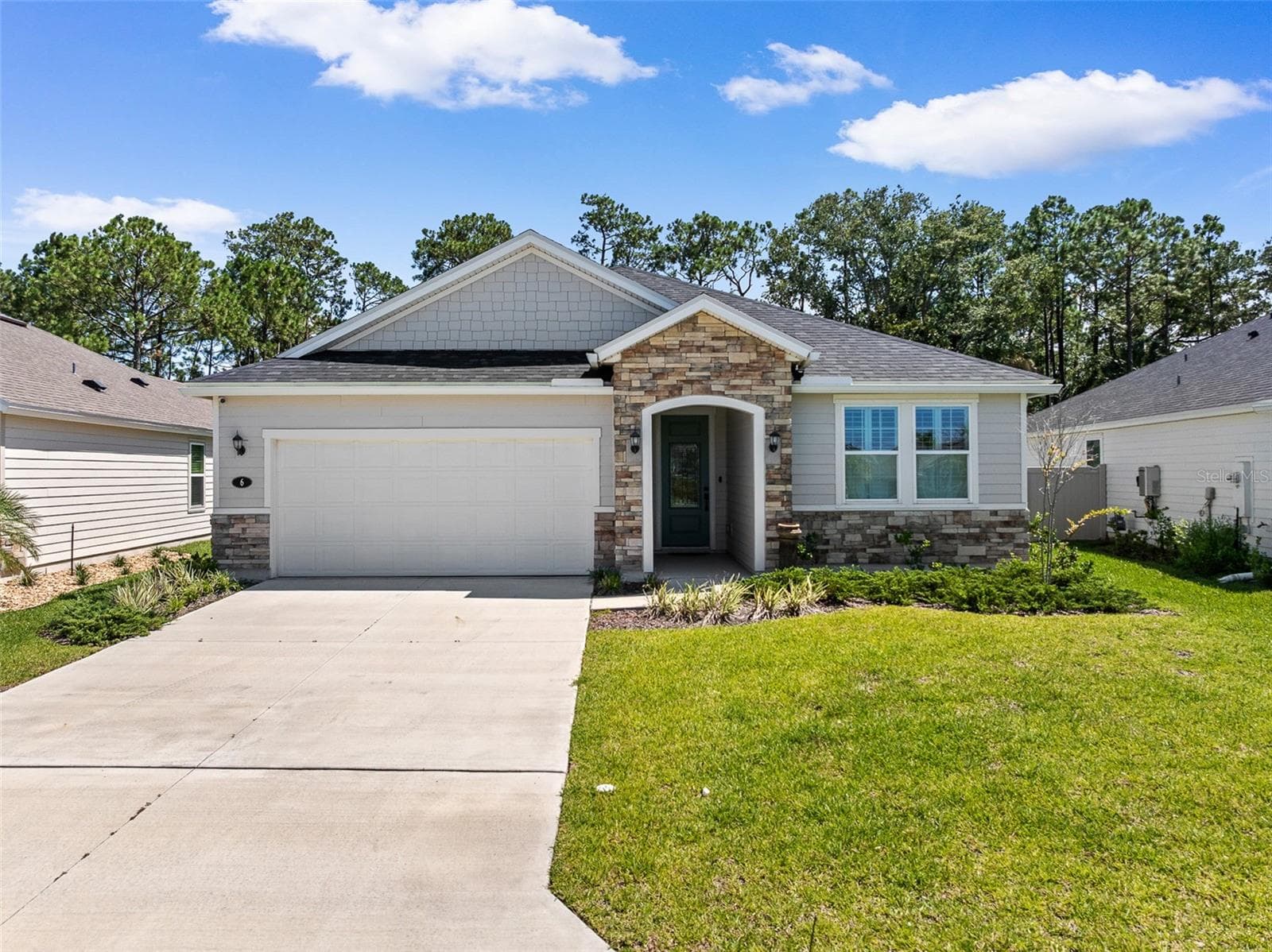 6 SIGNET CIR