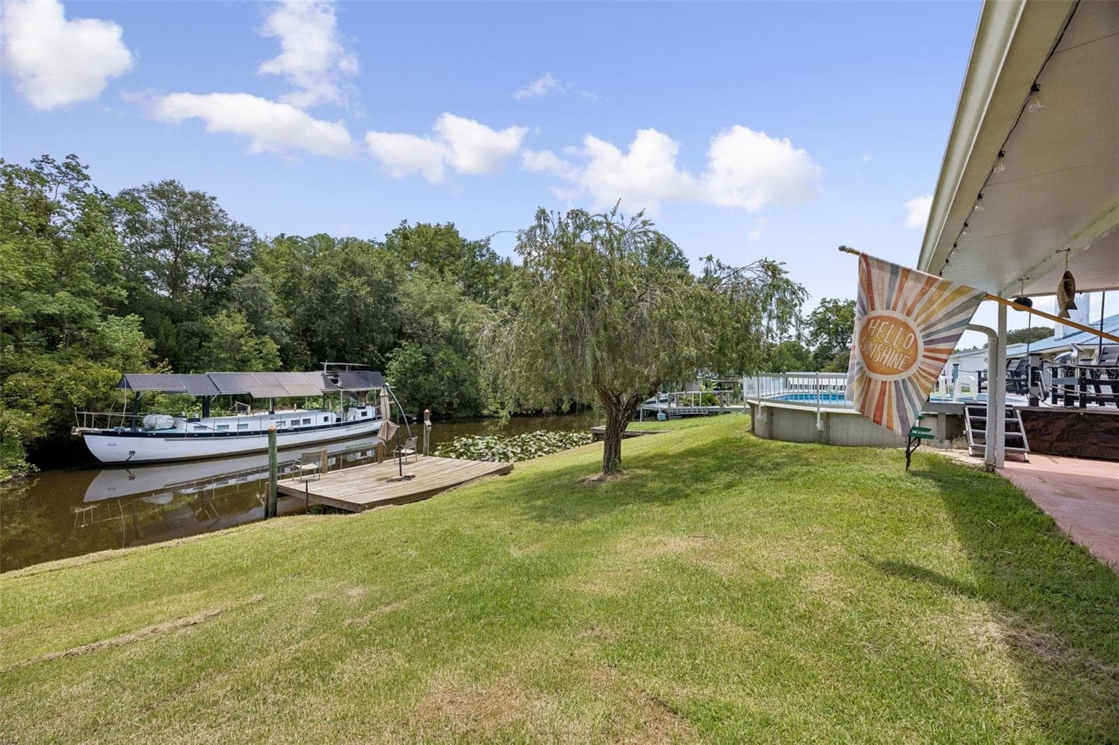 High and dry back yard - 134 BOWFIN DR, PALATKA