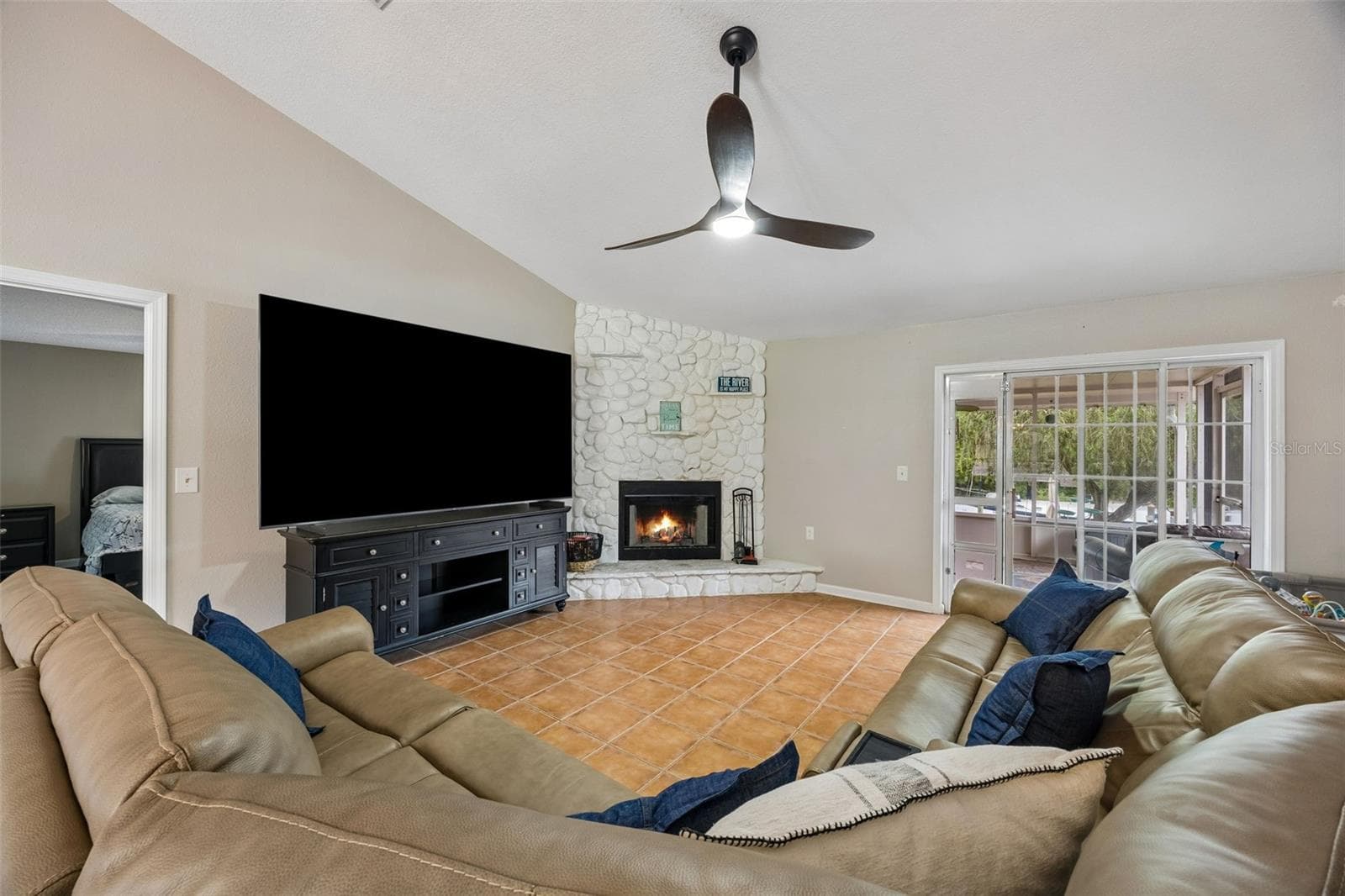 The focal point - 134 BOWFIN DR, PALATKA
