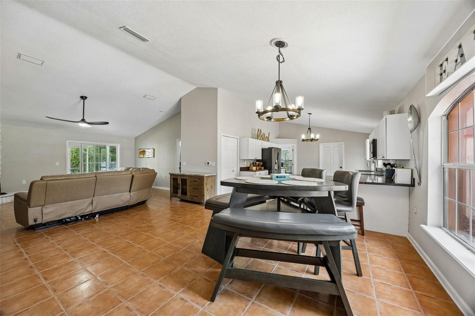 Is the dining area - 134 BOWFIN DR, PALATKA