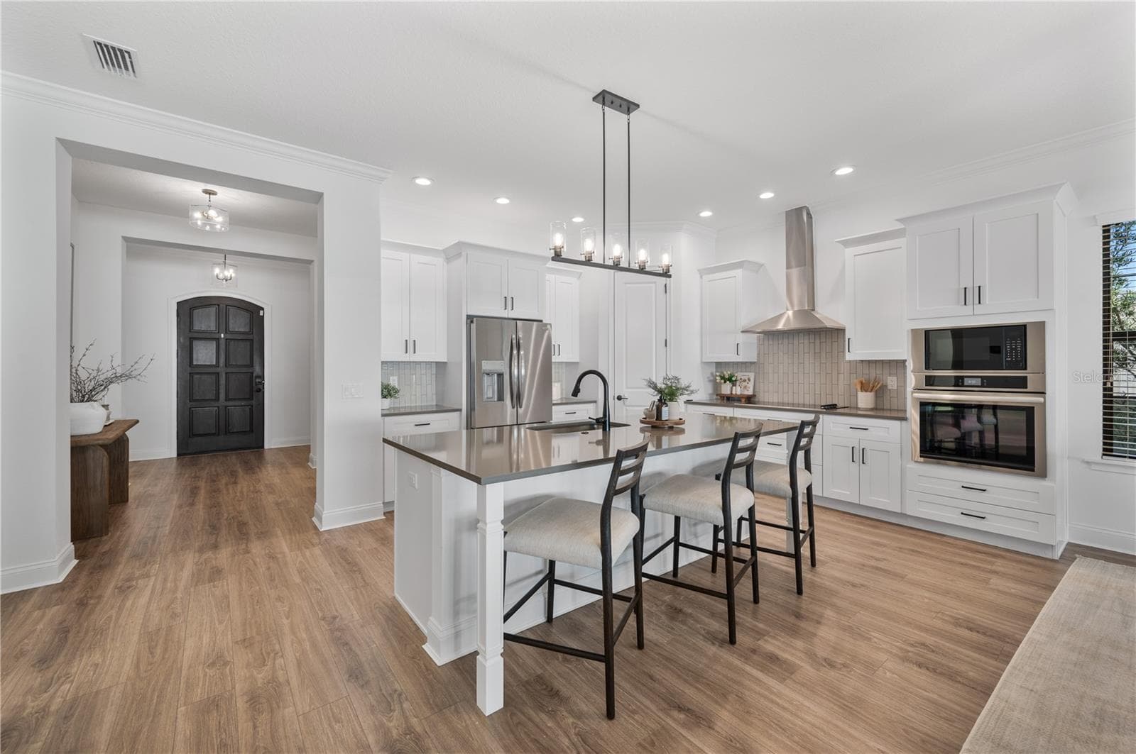 Kitchen - 2403 DERBYSHIRE AVE, LAKELAND
