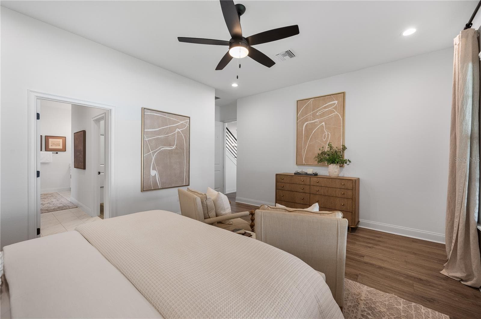Primary ensuite - 2403 DERBYSHIRE AVE, LAKELAND