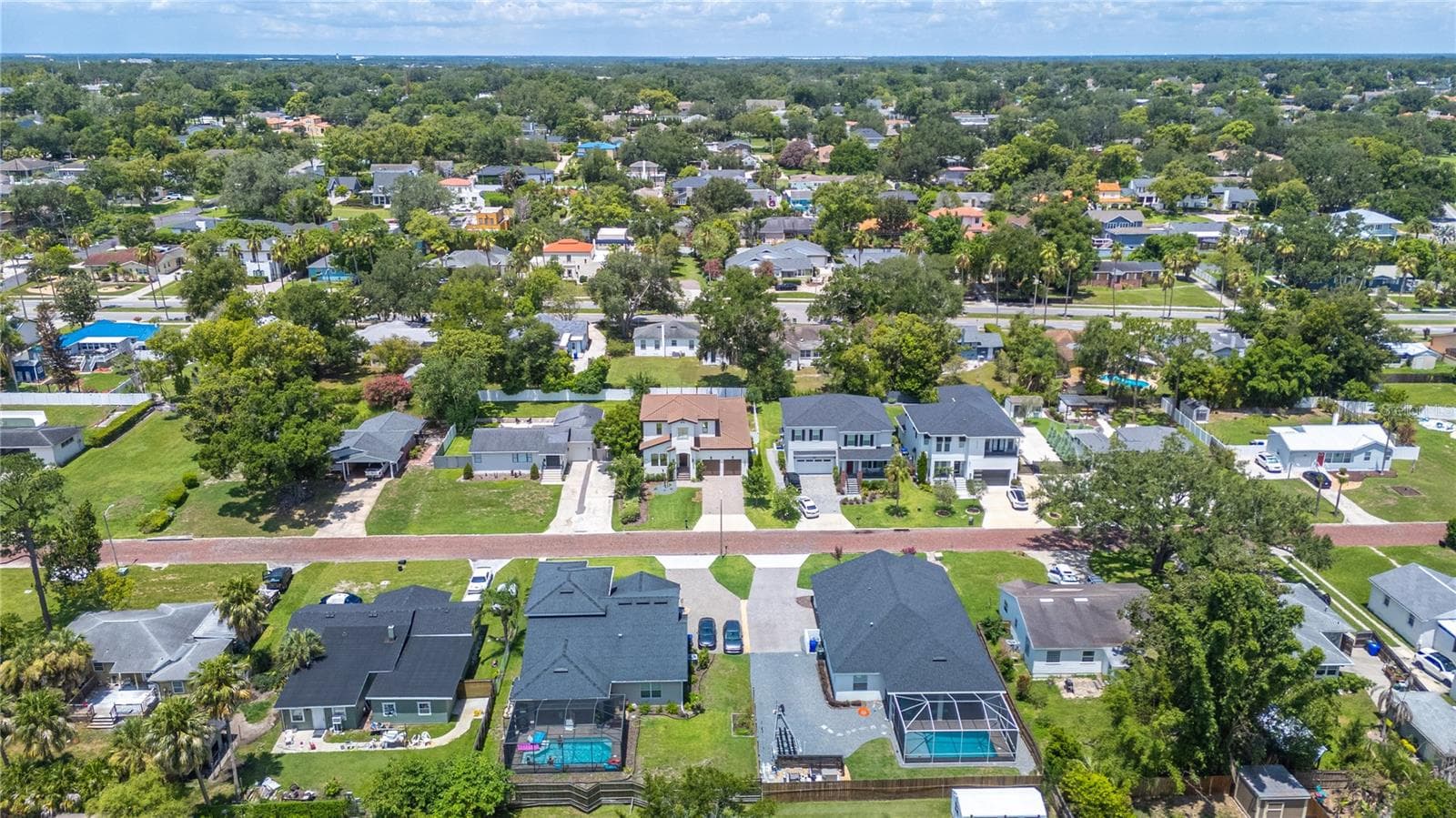 Single Family Residence at 2403 DERBYSHIRE AVE, LAKELAND, photo 60 of 62
