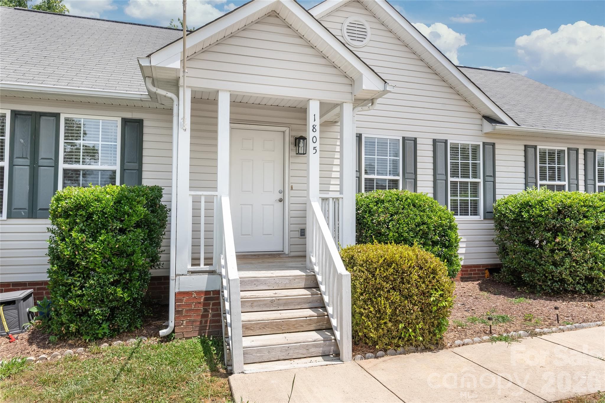 Single Family Residence at Rock Hill, photo 6 of 38