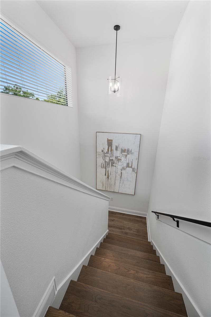 Stairs to upstairs loft and bedrooms - 2403 DERBYSHIRE AVE, LAKELAND