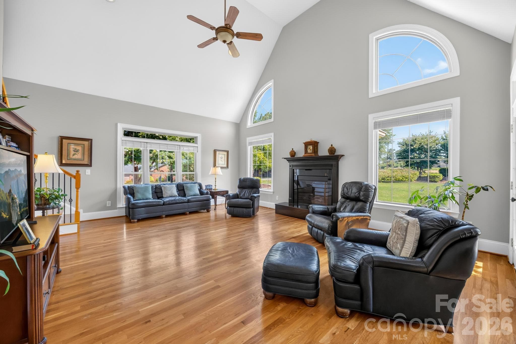 Large windows for natural light - 105 Mandarin Drive, Mooresville