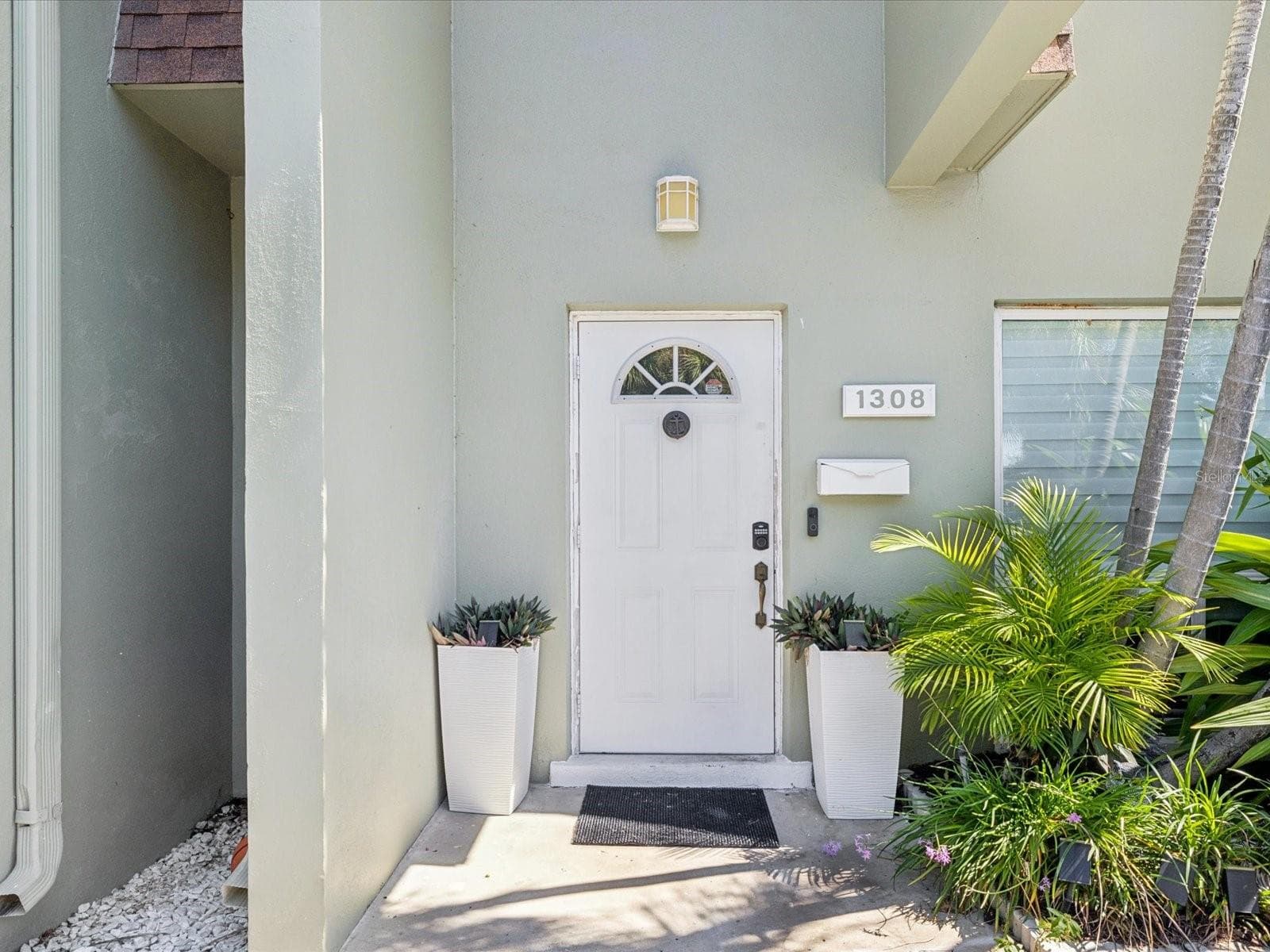 Townhouse at 1308 70TH ST N, ST PETERSBURG, photo 36 of 62
