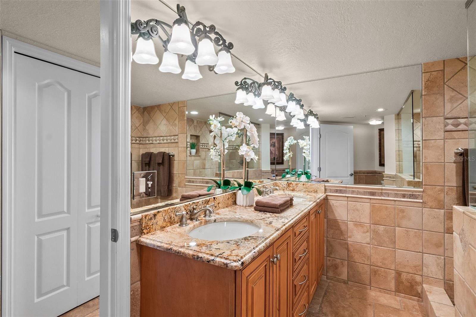 Condominium at 2937 S ATLANTIC AVE #1907, DAYTONA BEACH SHORES, photo 22 of 56