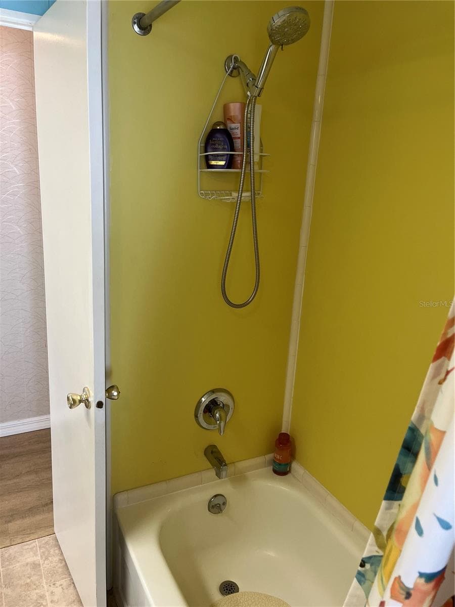 Manufactured Home at 609 CERVINA DR, VENICE, photo 24 of 38