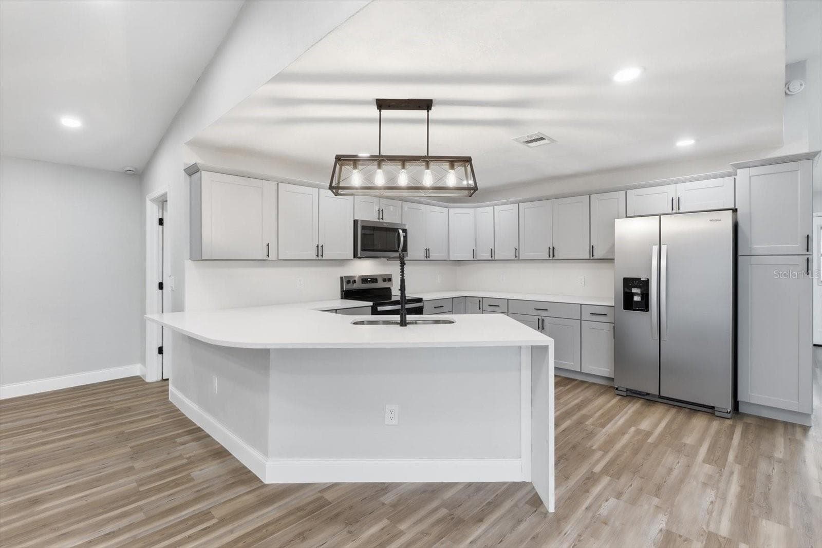 Single Family Residence at 9642 ELGIN BLVD, SPRING HILL, photo 6 of 48
