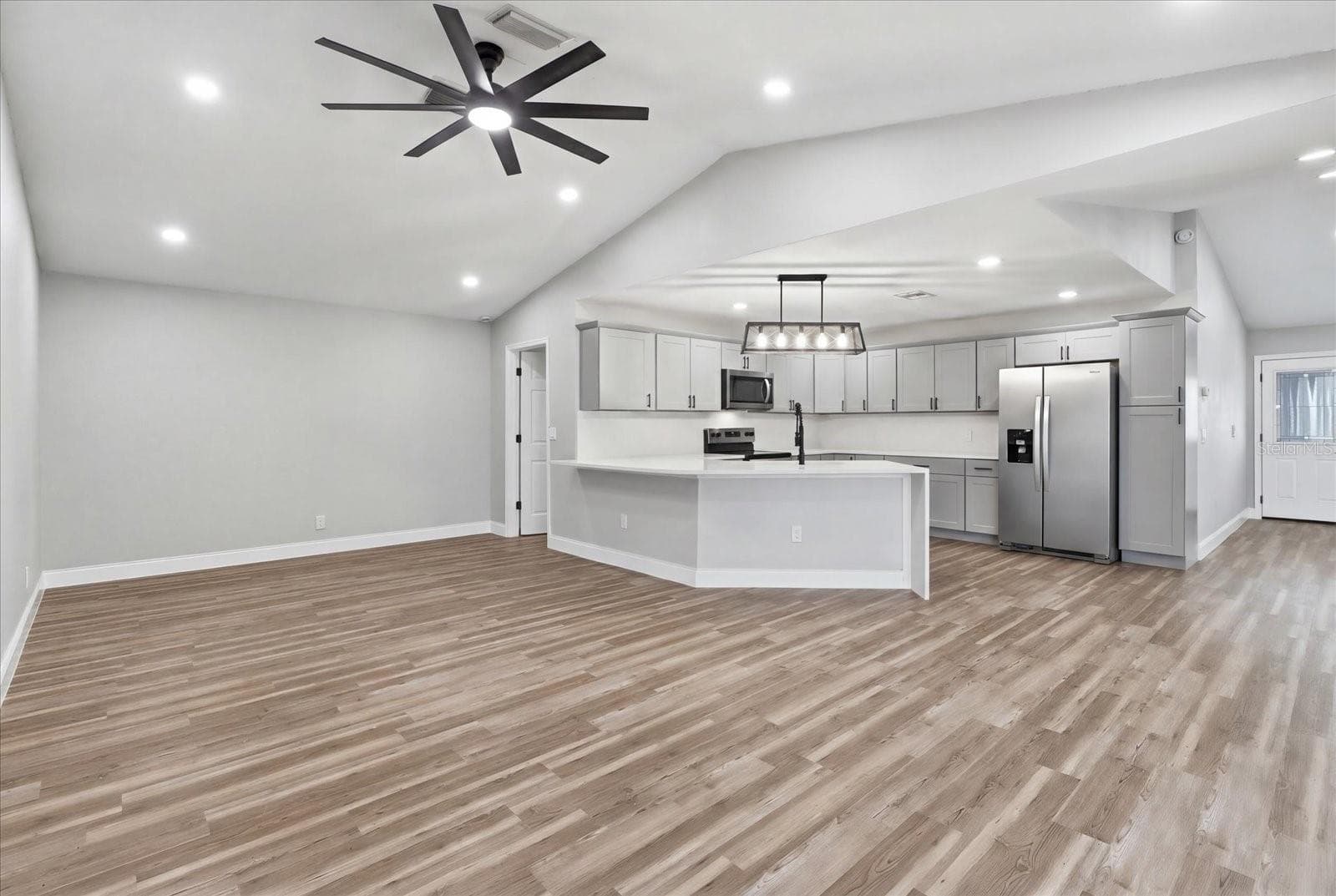 Single Family Residence at 9642 ELGIN BLVD, SPRING HILL, photo 12 of 48