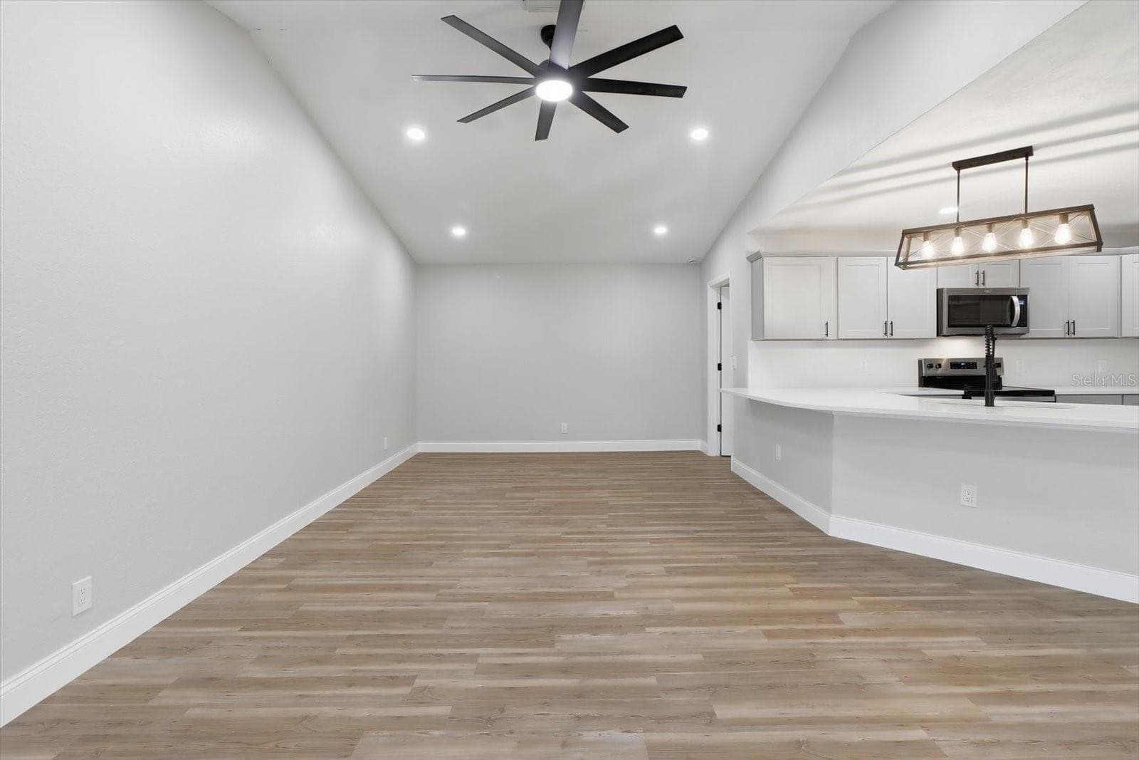 Single Family Residence at 9642 ELGIN BLVD, SPRING HILL, photo 14 of 48