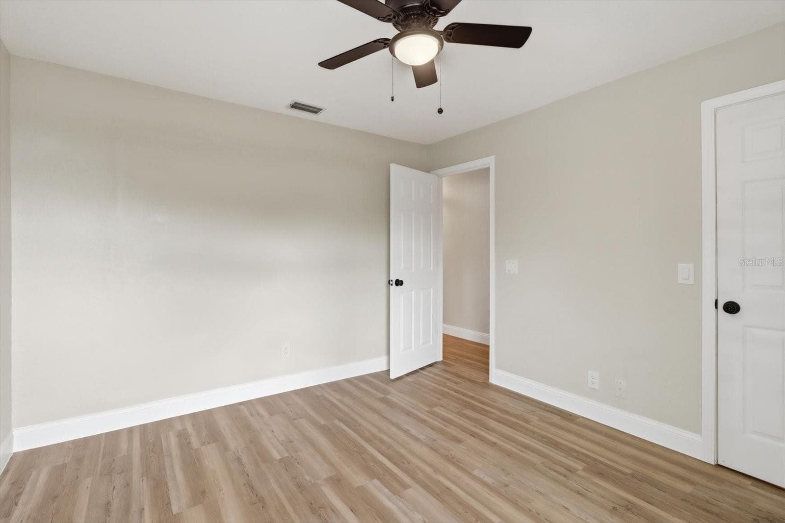 bedroom 2 - 9642 ELGIN BLVD, SPRING HILL