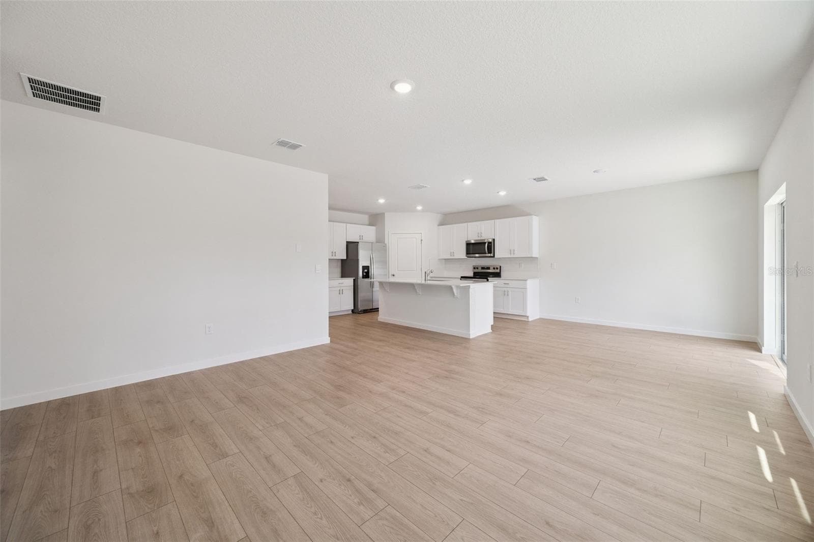 Single Family Residence at 1103 GULL DR, APOPKA, photo 8 of 33