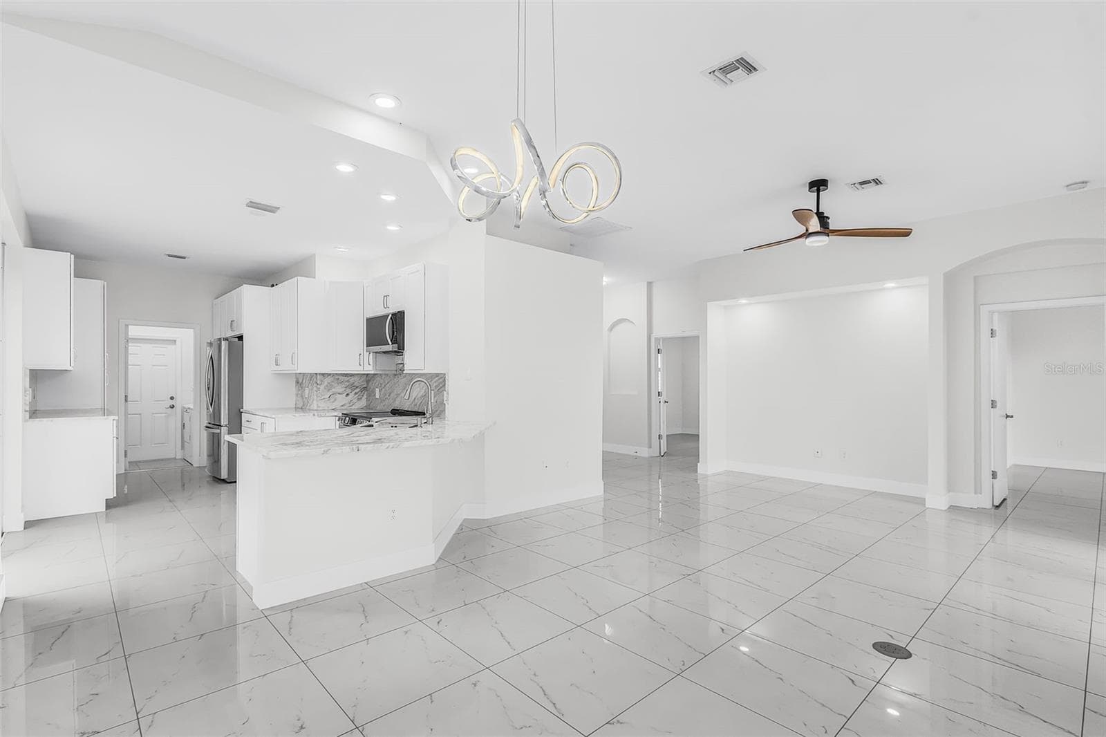 Single Family Residence at 17762 COURTSIDE LANDINGS CIR, PUNTA GORDA, photo 16 of 69