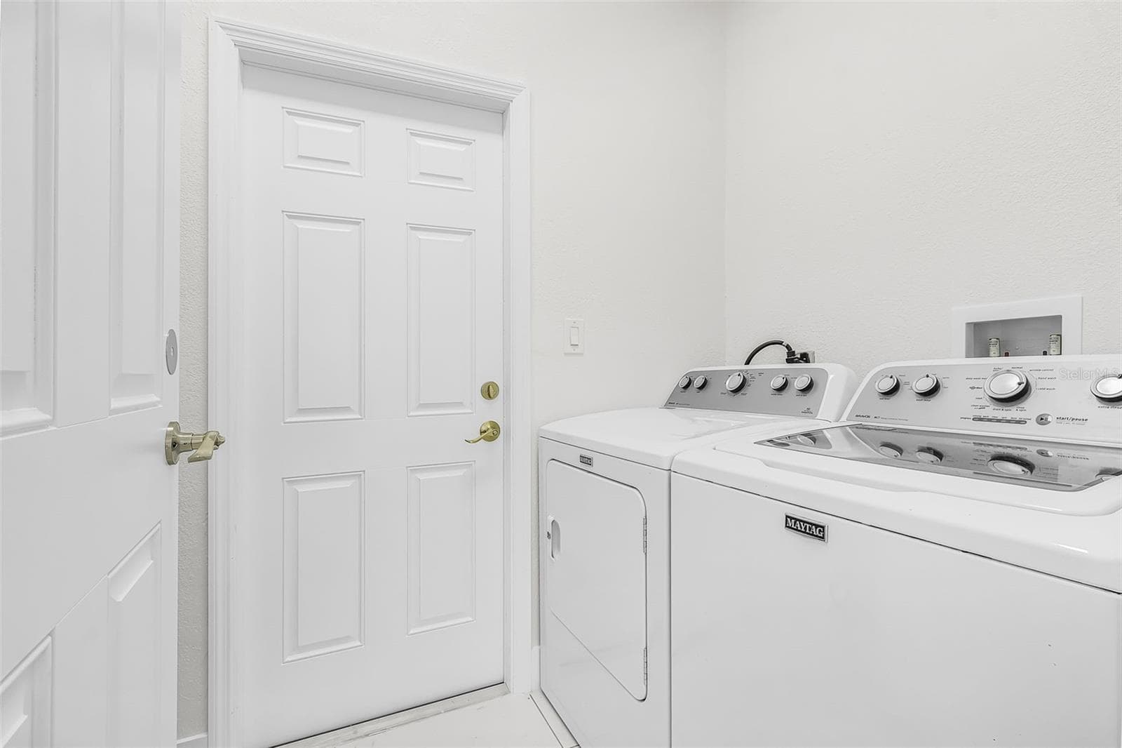 Single Family Residence at 17762 COURTSIDE LANDINGS CIR, PUNTA GORDA, photo 24 of 69