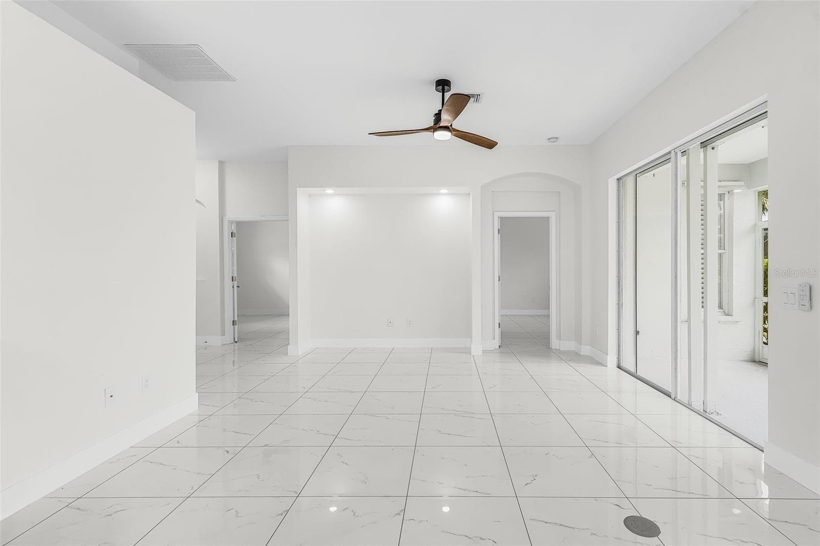 Single Family Residence at 17762 COURTSIDE LANDINGS CIR, PUNTA GORDA, photo 25 of 69