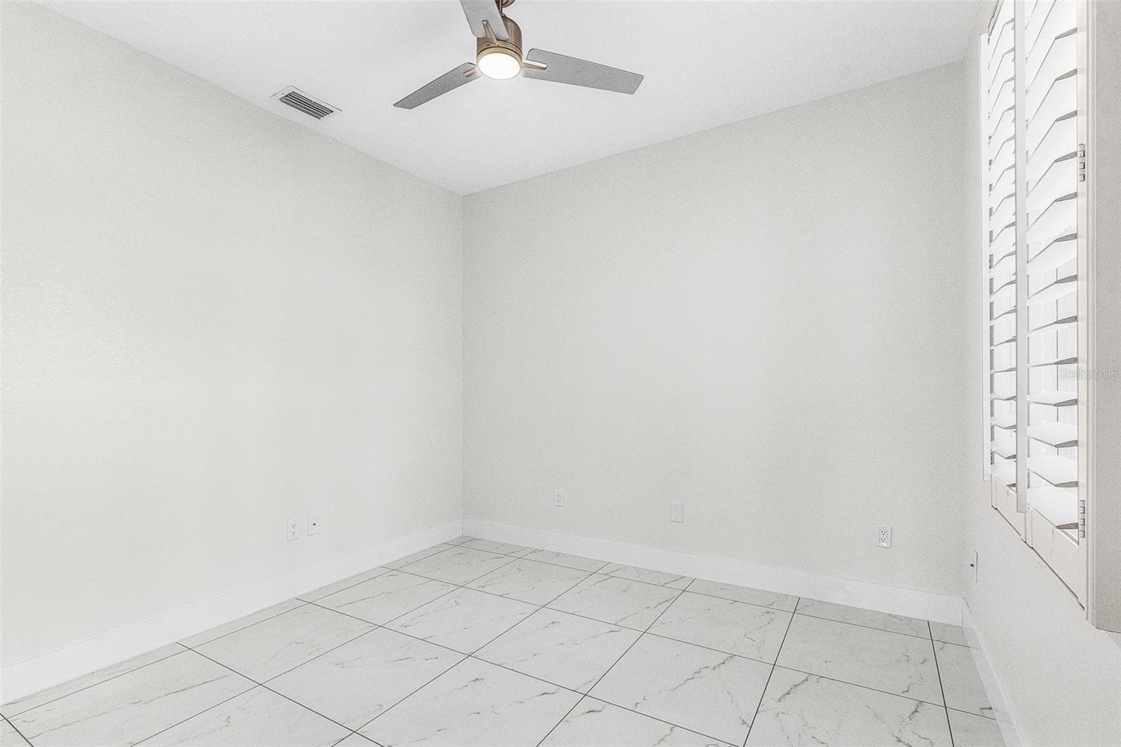 Single Family Residence at 17762 COURTSIDE LANDINGS CIR, PUNTA GORDA, photo 33 of 69