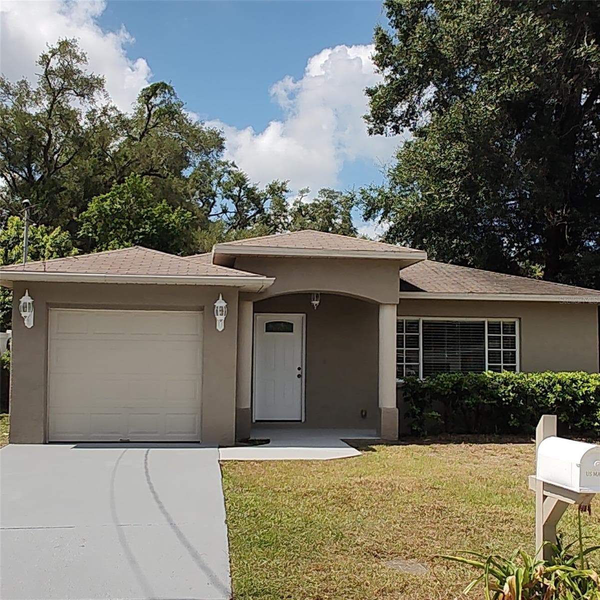 Single Family Residence at 3103 E 25TH AVE, TAMPA, photo 5 of 88