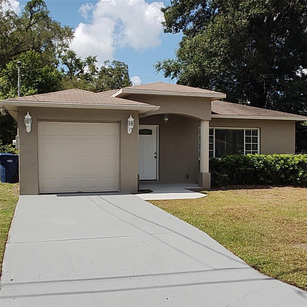 Single Family Residence at 3103 E 25TH AVE, TAMPA, photo 7 of 88
