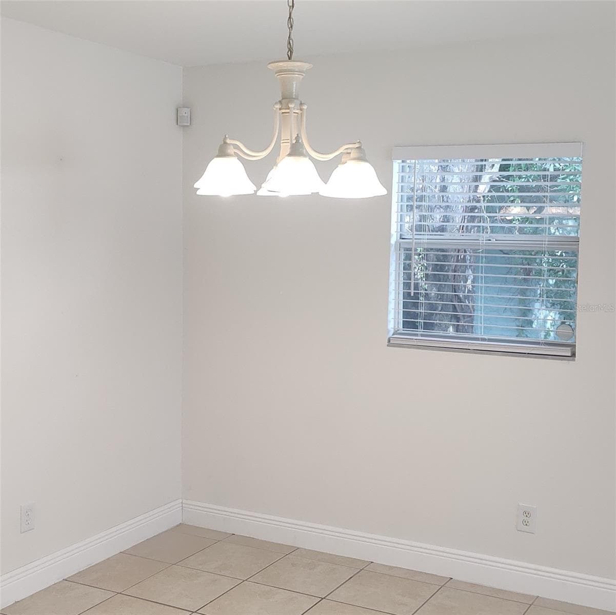 Single Family Residence at 3103 E 25TH AVE, TAMPA, photo 15 of 88