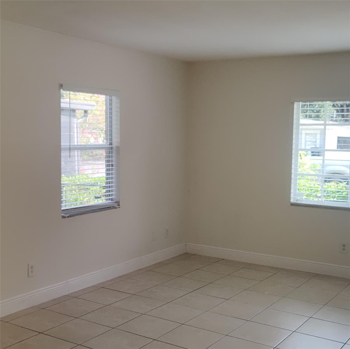 Single Family Residence at 3103 E 25TH AVE, TAMPA, photo 43 of 88