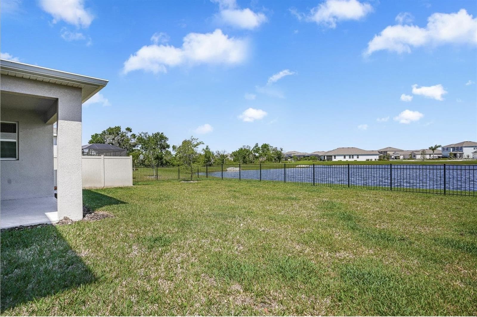 Single Family Residence at 17925 FATTORIA TER, LAKEWOOD RANCH, photo 26 of 32