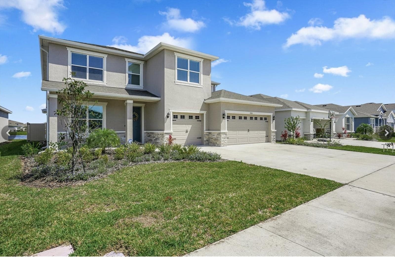 Single Family Residence at 17925 FATTORIA TER, LAKEWOOD RANCH, photo 28 of 32