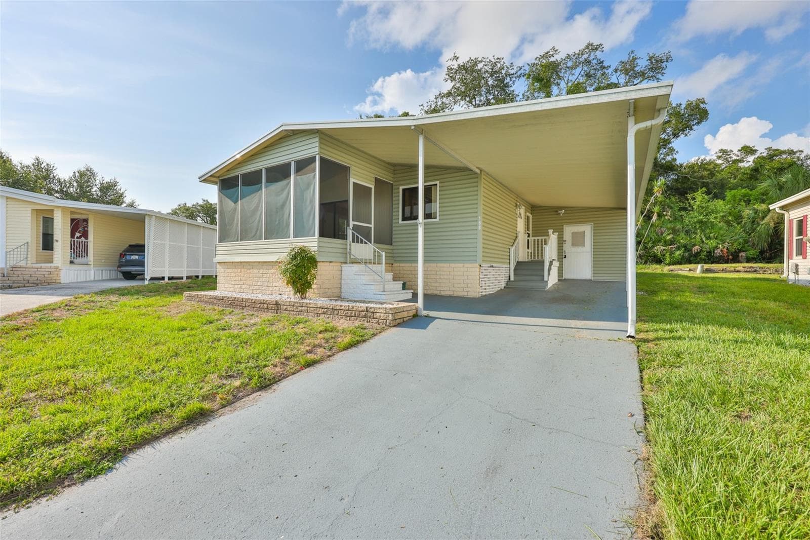 168 BEECHWOOD DR #67