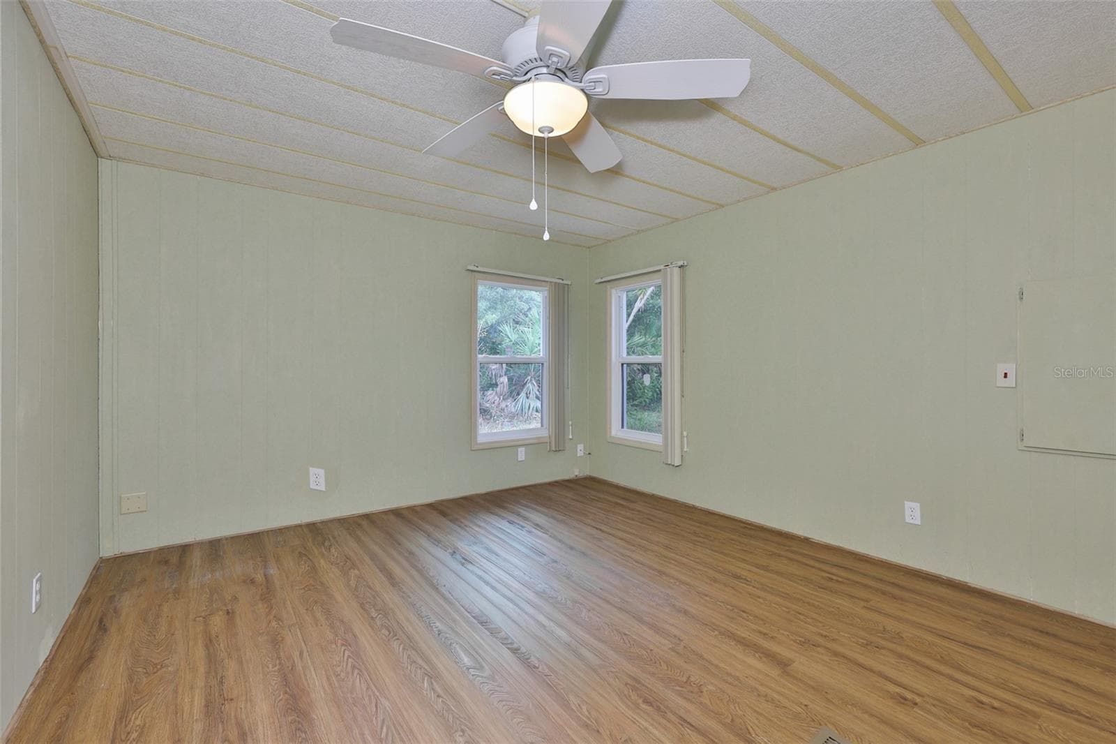Manufactured Home at 168 BEECHWOOD DR #67, SAFETY HARBOR, photo 22 of 32