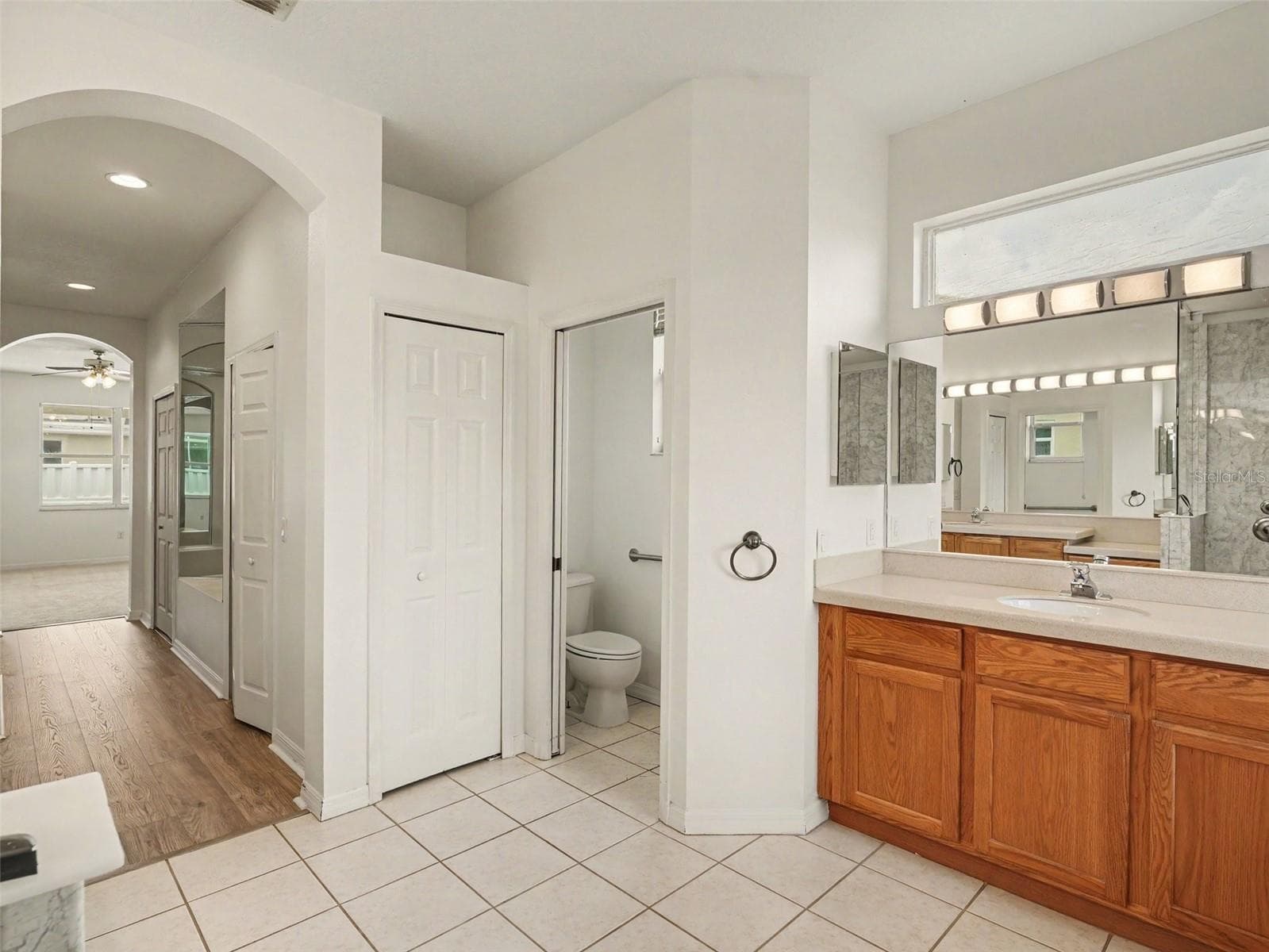 Single Family Residence at 535 PLANTERS MANOR WAY, BRADENTON, photo 21 of 39