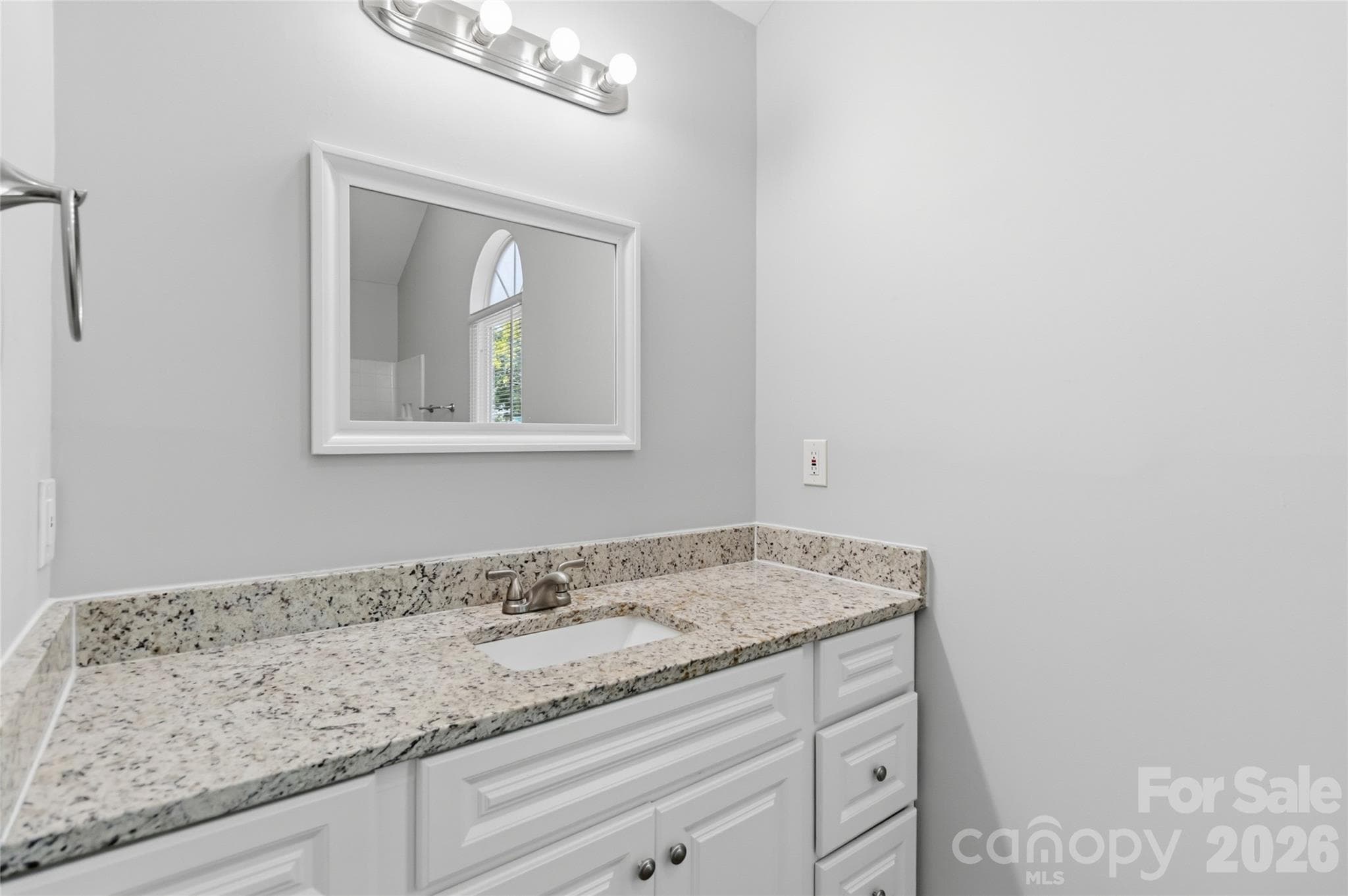 Ensuite - Charlotte