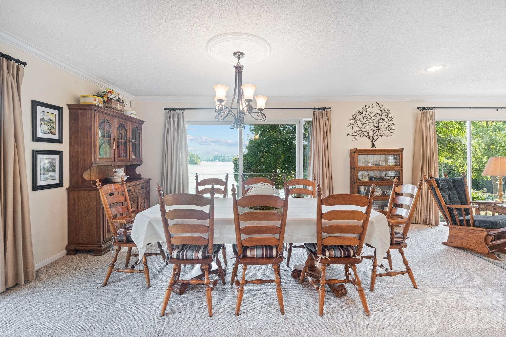 Single Family Residence at Hickory, photo 7 of 48