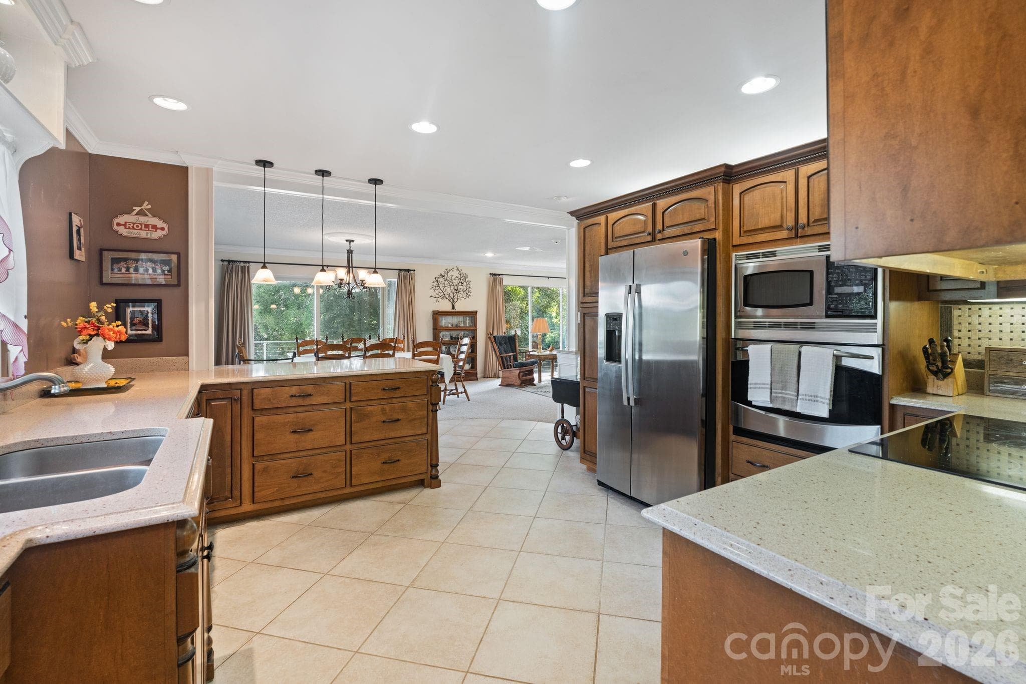 Single Family Residence at Hickory, photo 21 of 48