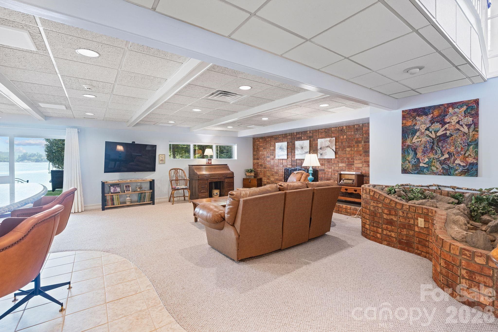 Single Family Residence at Hickory, photo 32 of 48