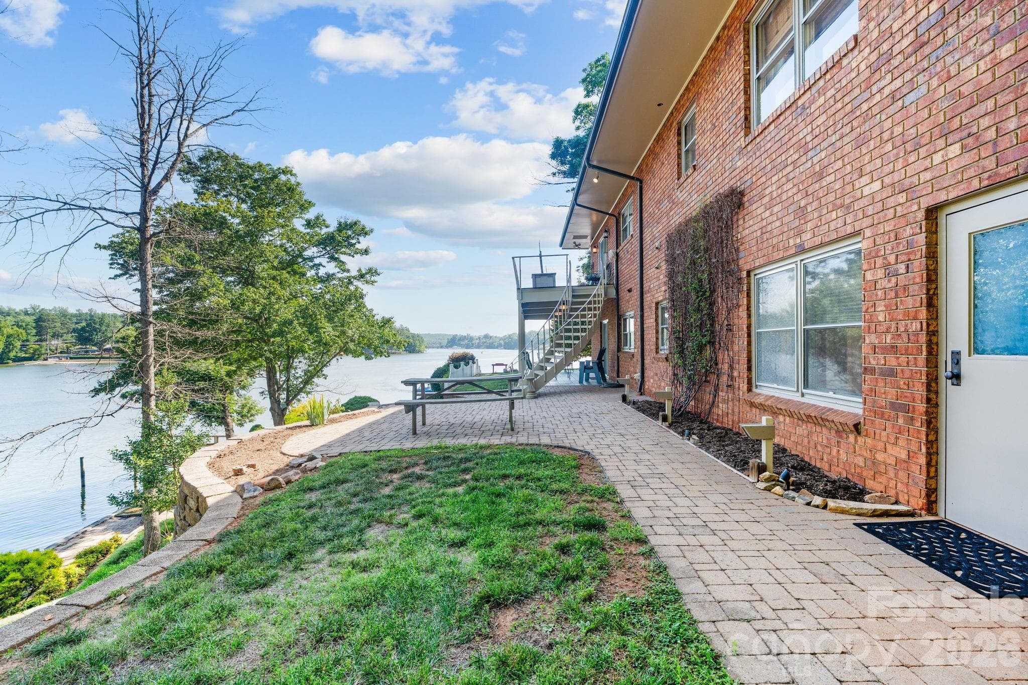 Single Family Residence at Hickory, photo 44 of 48