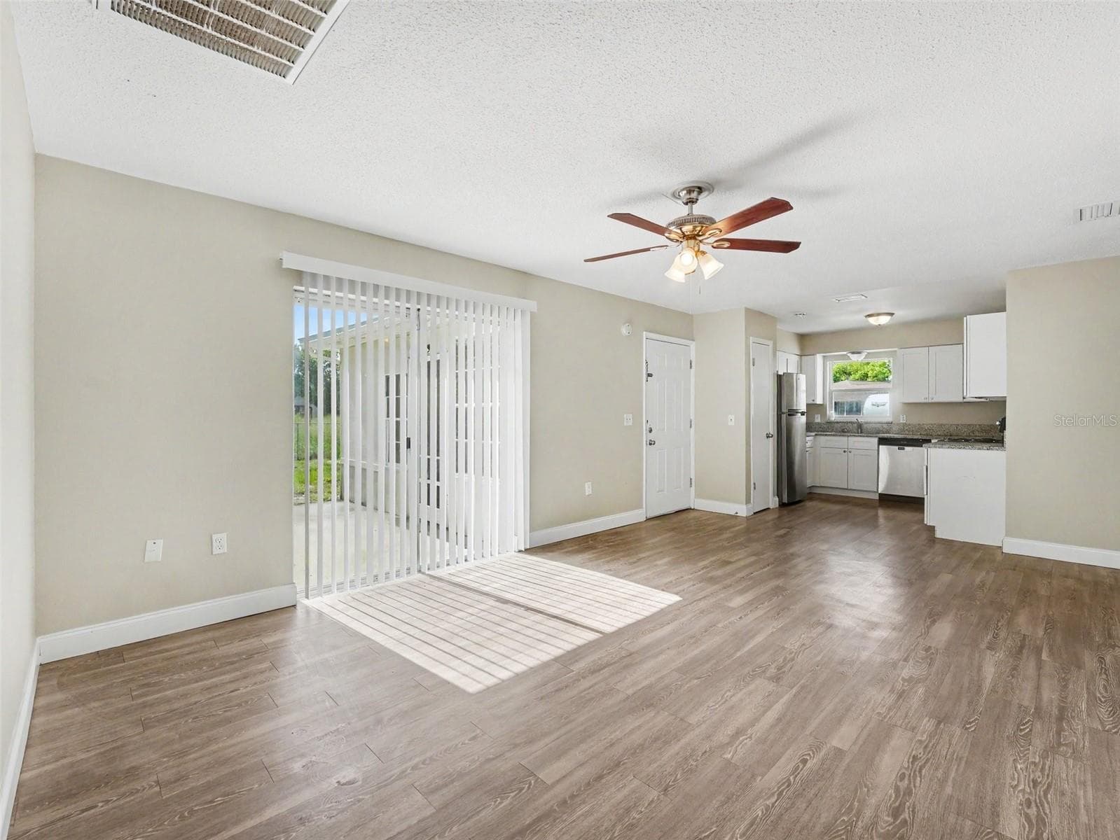 Single Family Residence at 308 VANIMAN AVE, WINTER HAVEN, photo 4 of 20