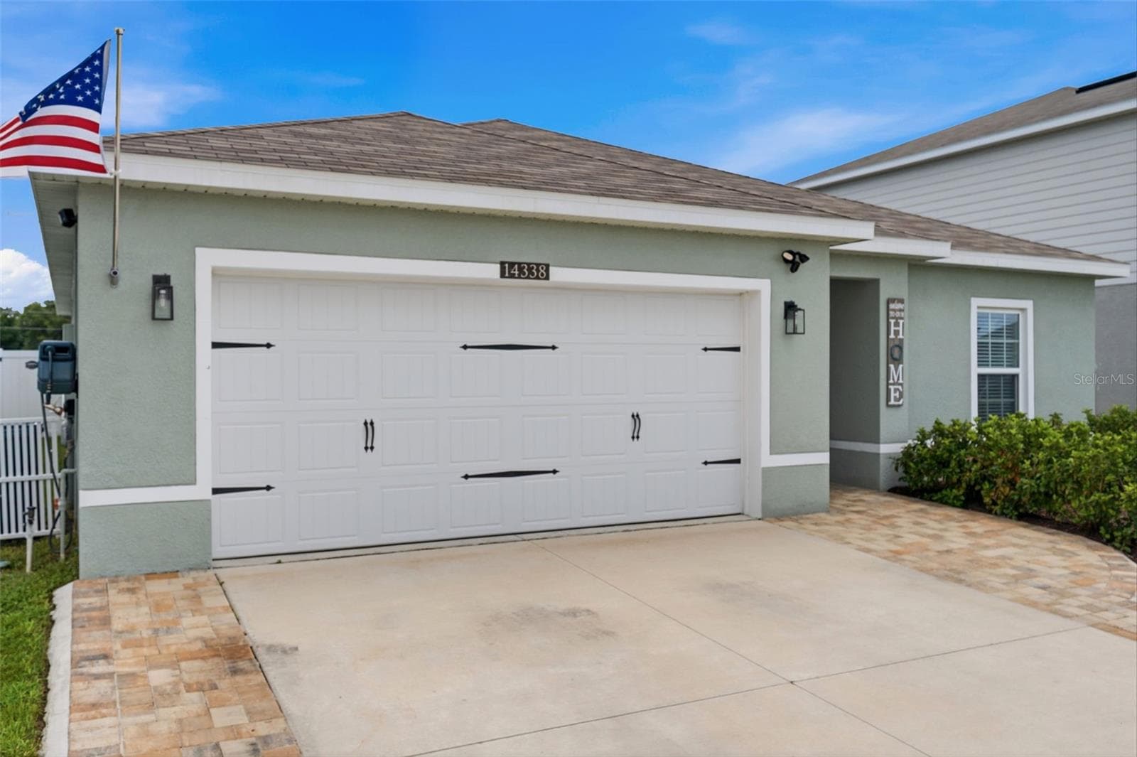 Single Family Residence at 14338 WHITEWATER WAY, BROOKSVILLE, photo 2 of 60